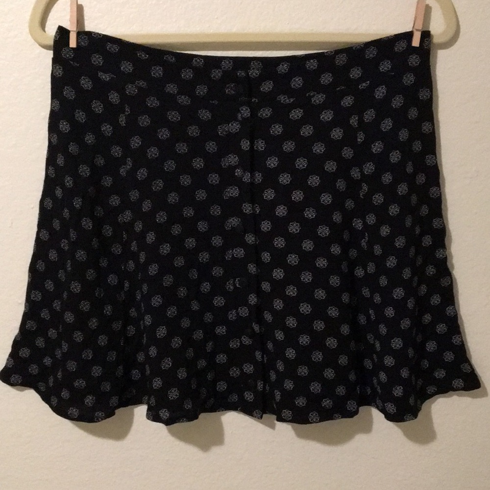 PacSun black and white skirt